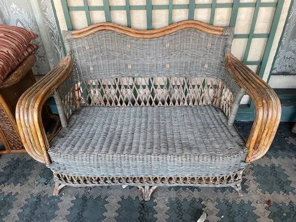 Vintage bamboo and wicker porch patio loveseat