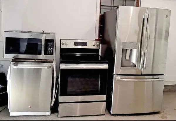 Entire kitchen appliances set