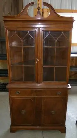Nice Wooden Corner cabinet Hutch 78 Tall By 38 Wide LOOK !!!