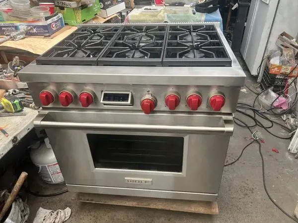 36 wolf Stainless Range, DFuel