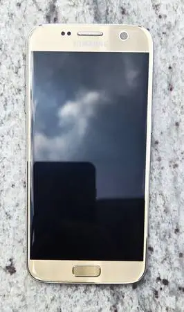 Samsung Galaxy S7 Smartphone – Excellent Condition