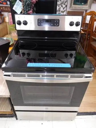 GE Glass Top Electric Range