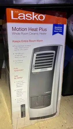 NEW Lasko CC23185 Motion HeatPlus Room CeramicHeater w/Remote