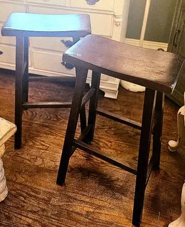 Natural Dark Brown Wood Barstools