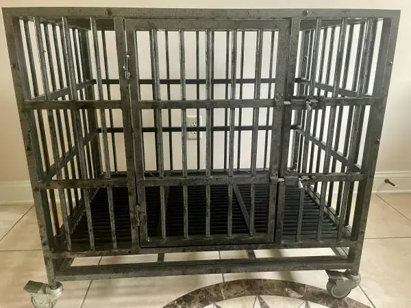 Heavy duty large crate