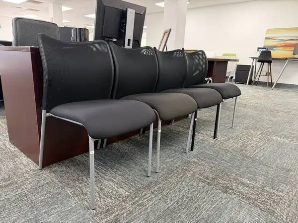 Office Chair / Guest & Side Chairs | 9to5 Seating