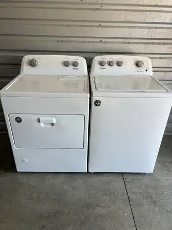 👚👕 Whirlpool Washer and Dryer Set (Free Delivery/Warranty)
