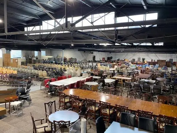 !!! Huge Office Furniture Sale !!! 2811 Chester Ave. Today 9 - 5