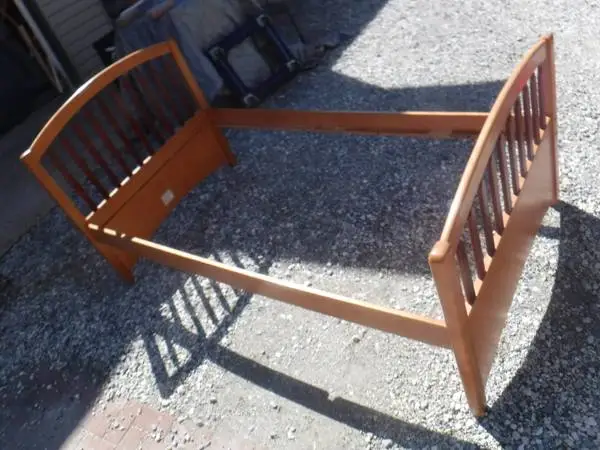Modern Single Bed
