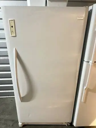 🥑 Frigidaire Freezer (Free Delivery/Warranty)