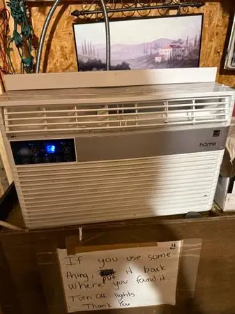 Like new windows air conditioner
