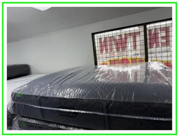 KING SIZE SIMMONS BEAUTYREST BLACK SERIES 2 (FIRM) HYBRID MATTRESS BED