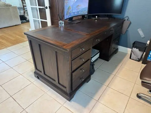 High End Office Desk