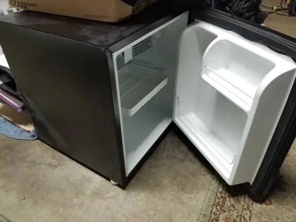 Small Fridge , Works Very Good ,Camp Garage, Shop Room Hous,Has a Dent