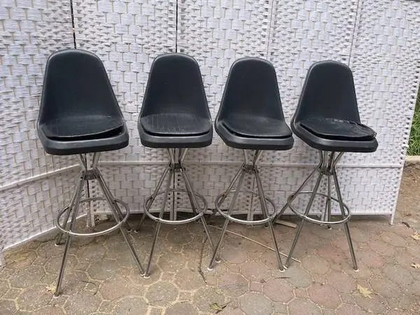 Set of four Vintage Midcentury modern comfortline barstools