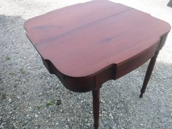 Gate Leg Table 36 x 36 W/Folding Top Vintage Walnut Wood