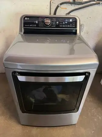 LG STAINLESS ELECRIC DRYER