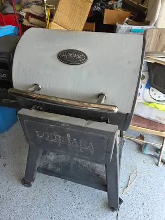 Louisiana smoker s700