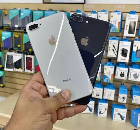 IPhone 8 Plus Unlocked