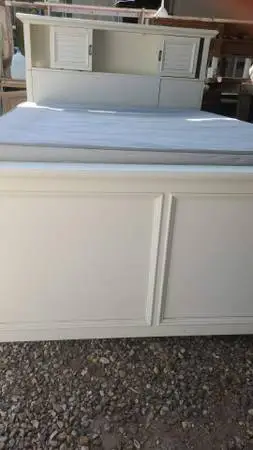 Cama