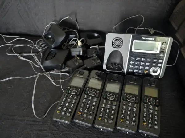 Cordless Phone, landline, Panasonic, 5 handsets