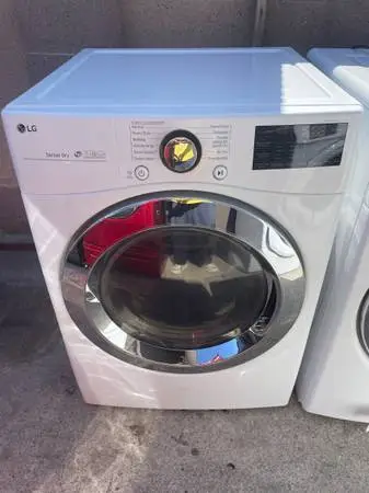 White lg gas dryer