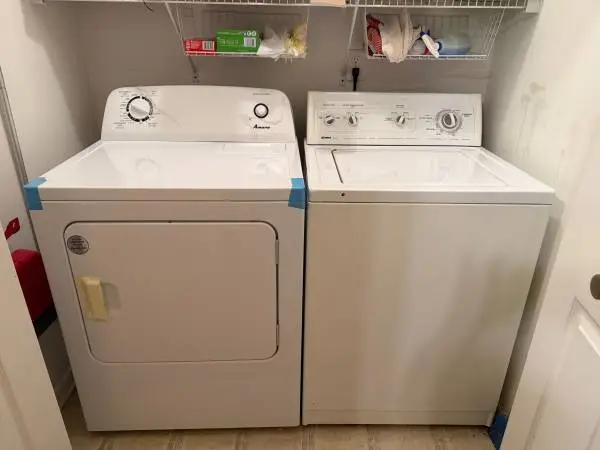 🧺 Washer & Dryer – Dryer Only 4 Years Old!