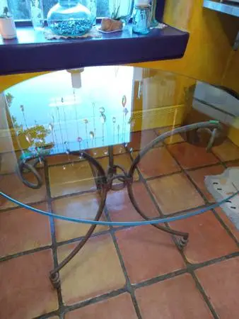 Beautiful Table 1/2 thick Glass Wrought Iron Base