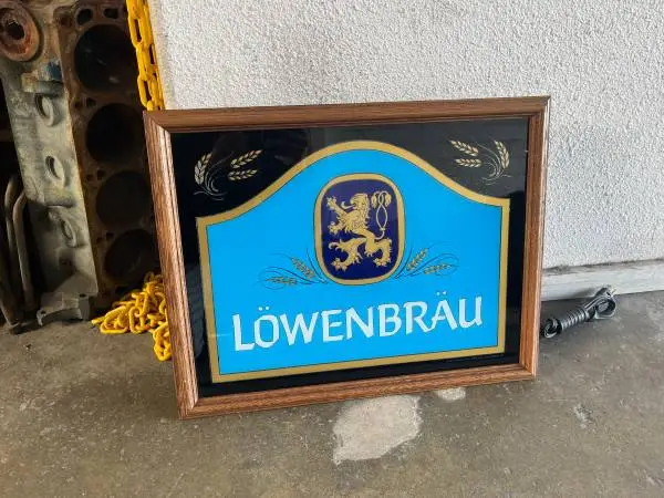 Vintage Working 1980s Lowenbrau Lighted Beer Bar Sign BULBS