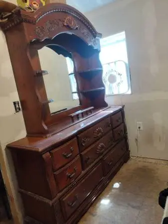 Wood dresser
