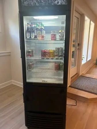 Glass door commercial refrigerator