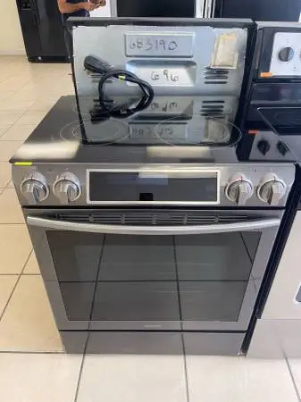 STOVE SLIDE IN SAMSUNG BLACK STAINLESS