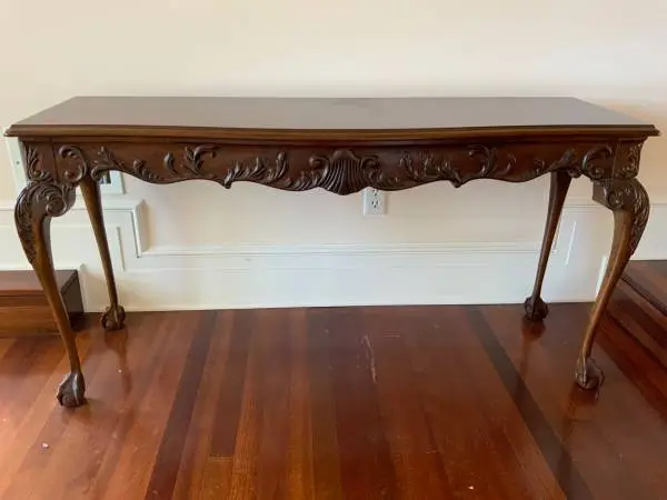 Consol table