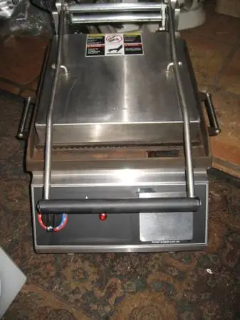 Star GR14 Pro-Max Two-Sided Panini Grill, Euro-Style-Ribbed AI-240volt