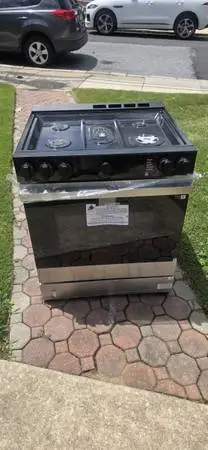 Brand new Samsung bespoke gas range