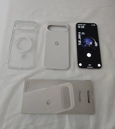 PIXEL 9 PRO XL 128GB Cell Phone w/ 2 cases & charger unlocked