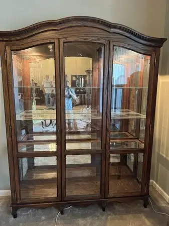 Display cabinet