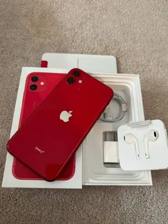 iPhone 11 64GB Red