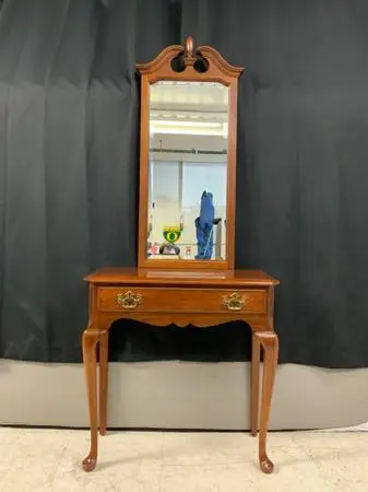 Pennsylvania House console table with mirror