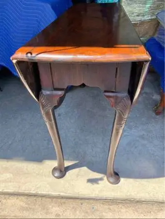 George 111 Drop Leaf Dining Table