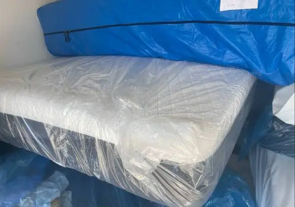 Mattresses Sealy Eastern King $200