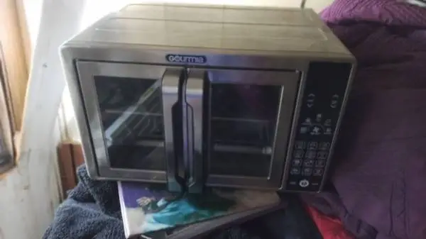 Gourmia Air fryer/toaster oven...
