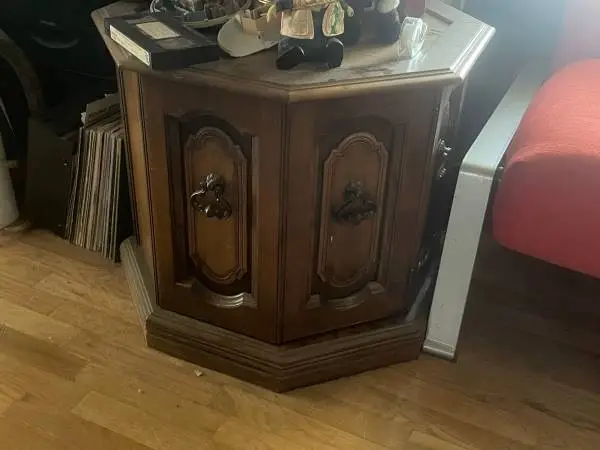 Octagon-shaped Cabinet