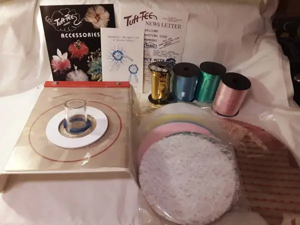 Vintage Tuft-Tee Tuft Decorations Maker