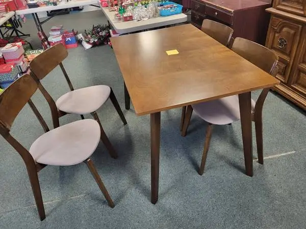 Table with 4-Chairs