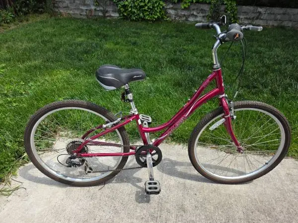 Raleigh Venture 7 Speed Womens Bike