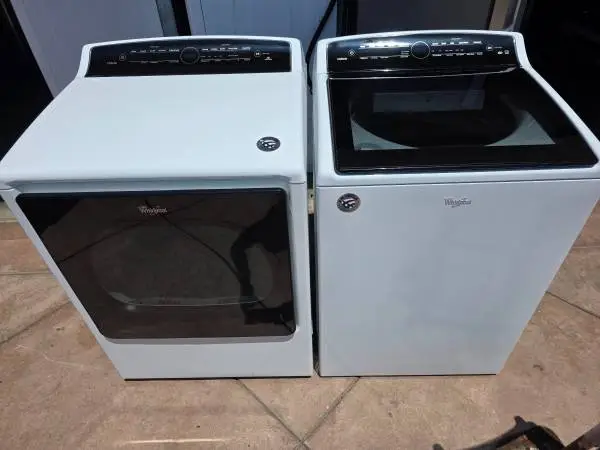 Whirpool washer and dryer Gas