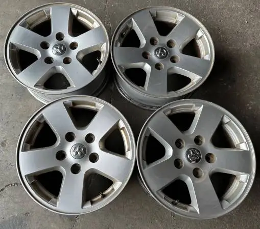 Set of 17” Dodge Ram 1500 Wheels / Rims