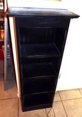 Thin & Med Hieght Black Bookcase/shelving unit