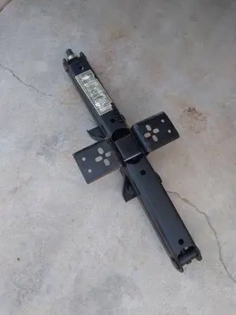 Sissor stabilizer jack